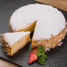 Domaća torta od sira (1 kg)