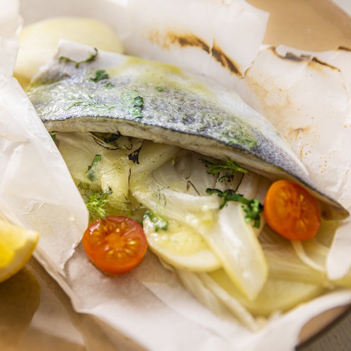 Brancin u škartocu za 2 osobe (800 g)