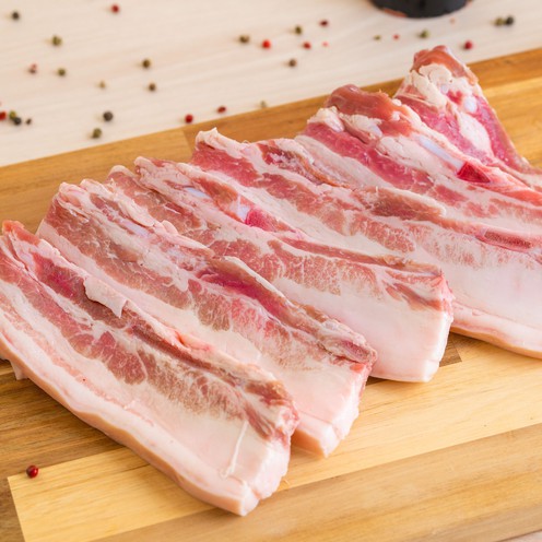 Narezano carsko meso crne svinje za 4 osobe (1 kg)