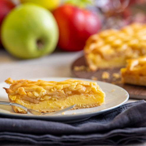 Domaća krostata od jabuka (1,3 kg)