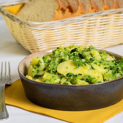 Kelj s krumpirom "kao kod none" za 1 osobu (250 g)