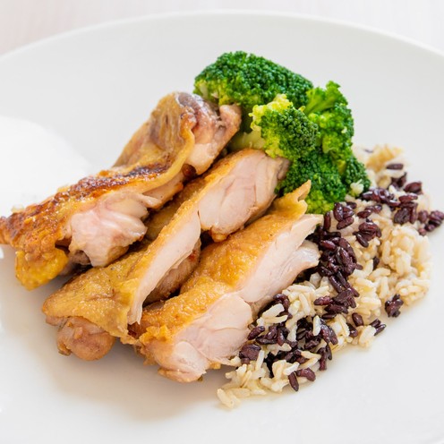 Pileći odrezak s brokulom i rižom za 1 osobu (375 g)