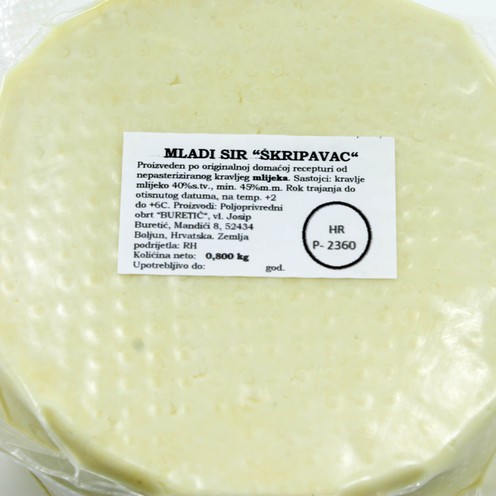 Domaći kravlji sir škripavac 800 g
