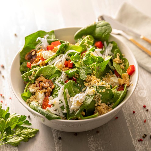 Salata od mladog špinata i kvinoje za 2 osobe (500 g)