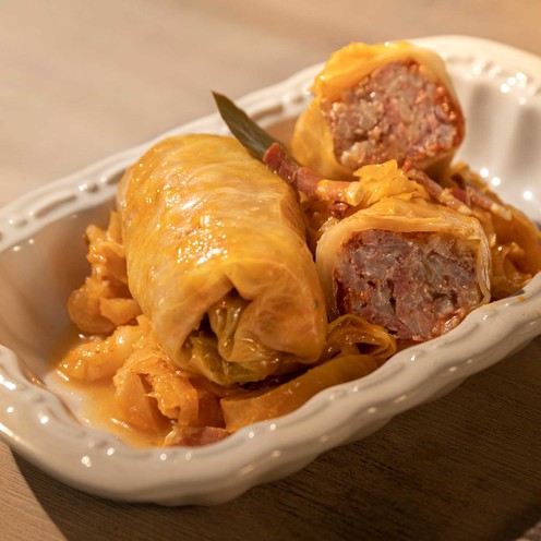 Sarma s kiselim kupusom za 2 osobe (1 kg)