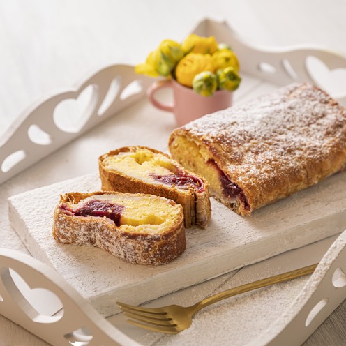 Štrudla od palente i višnje (500 g)