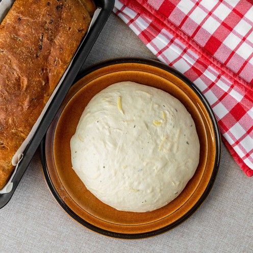 Svježe domaće tijesto za kruh s lukom i krumpirom (900 g)