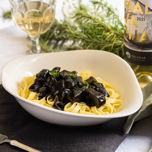 Umak od sipe s crnilom za 4 osobe (1 kg)