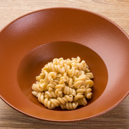 Kuhani domaći strozzapreti s jajima za 1 osobu (200 g)