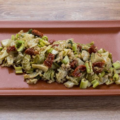 Salata od ječma, koromača i sušenih rajčica za 2 osobe (500 g)